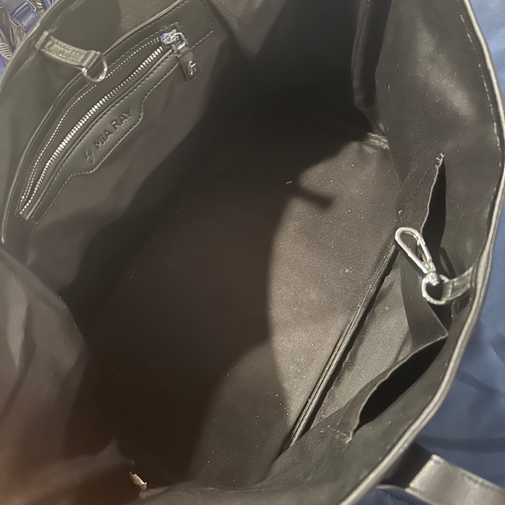 USED MONOGRAM GLAM TOTE MATTE BLACK X BLACK